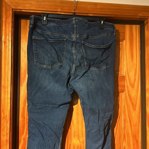Old navy jeans - Picture 5 of 5